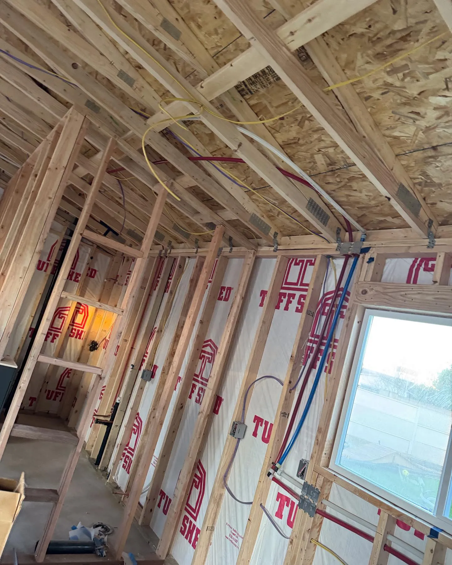 How Spray Foam Insulation Boosts Air Quality Indoors?