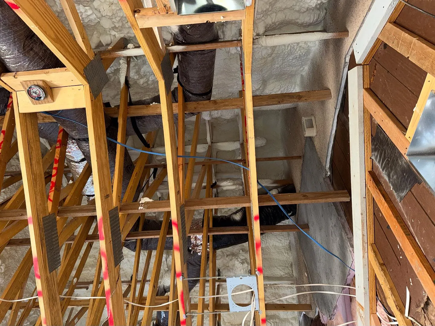 How Spray Foam Insulation Reduces Allergens in Goodyear, AZ