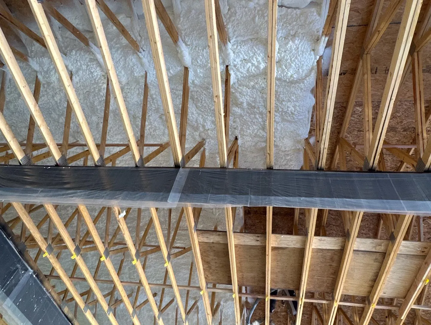 How Does Spray Foam Insulation Fight Phoenix Heat?